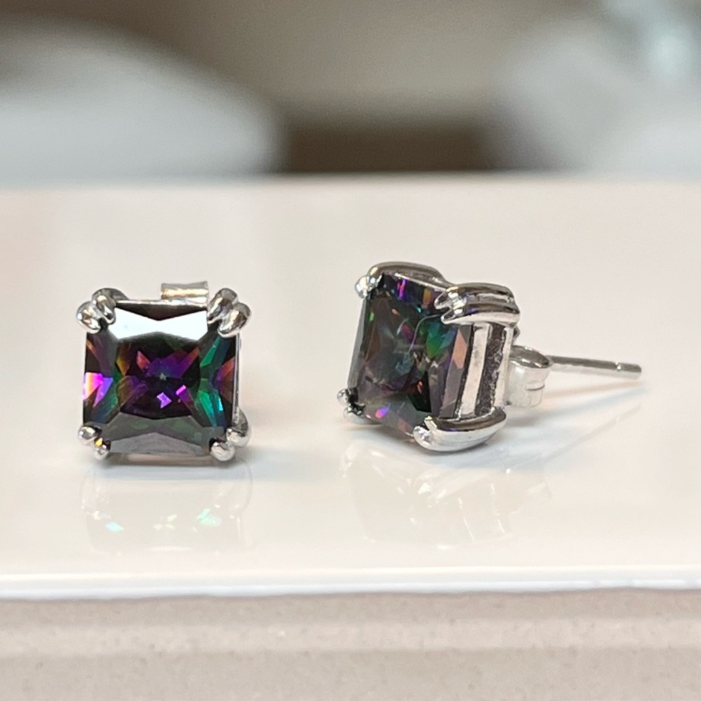 925 Sterling Silver. Earring - Picture 2 of 3